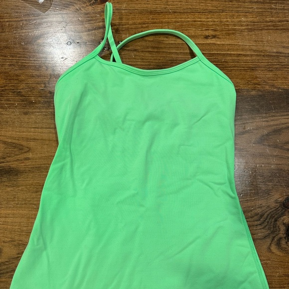 Lululemon Power Y Tank. Size 4. Smoke free home. - Picture 2 of 4
